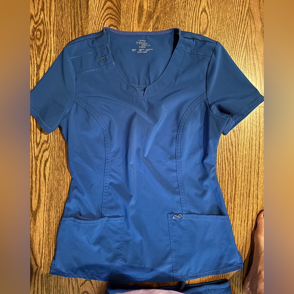 Cherokee Infinity Lady Scrubs top is a small bottom is a small